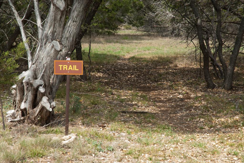 Medina Lake Camping Resort Cabin 3 Lakehills Εξωτερικό φωτογραφία